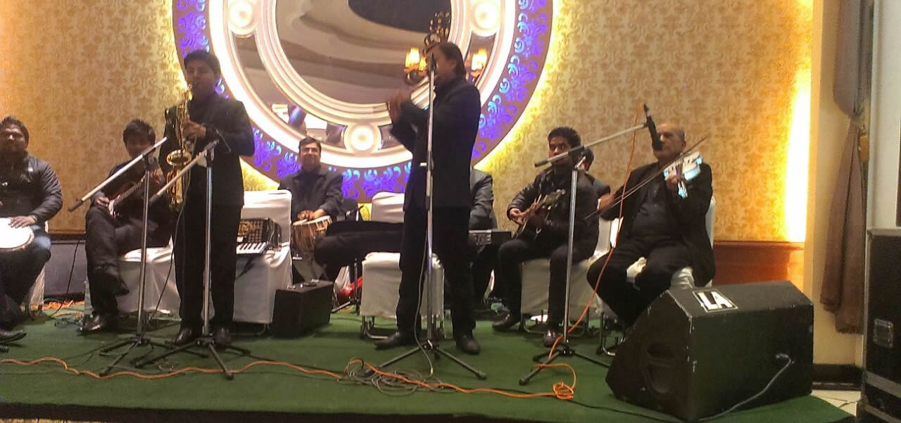 famous instrumental band dehradun